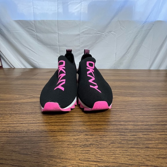 DKNY Abbi Women's Slip on Sneakers Size 9.5M Black Pink PAF 2105 3185129 - Picture 5 of 13